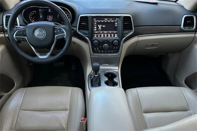 Used 2018 Jeep Grand Cherokee Limited w/ Trailer Tow Group IV image 14