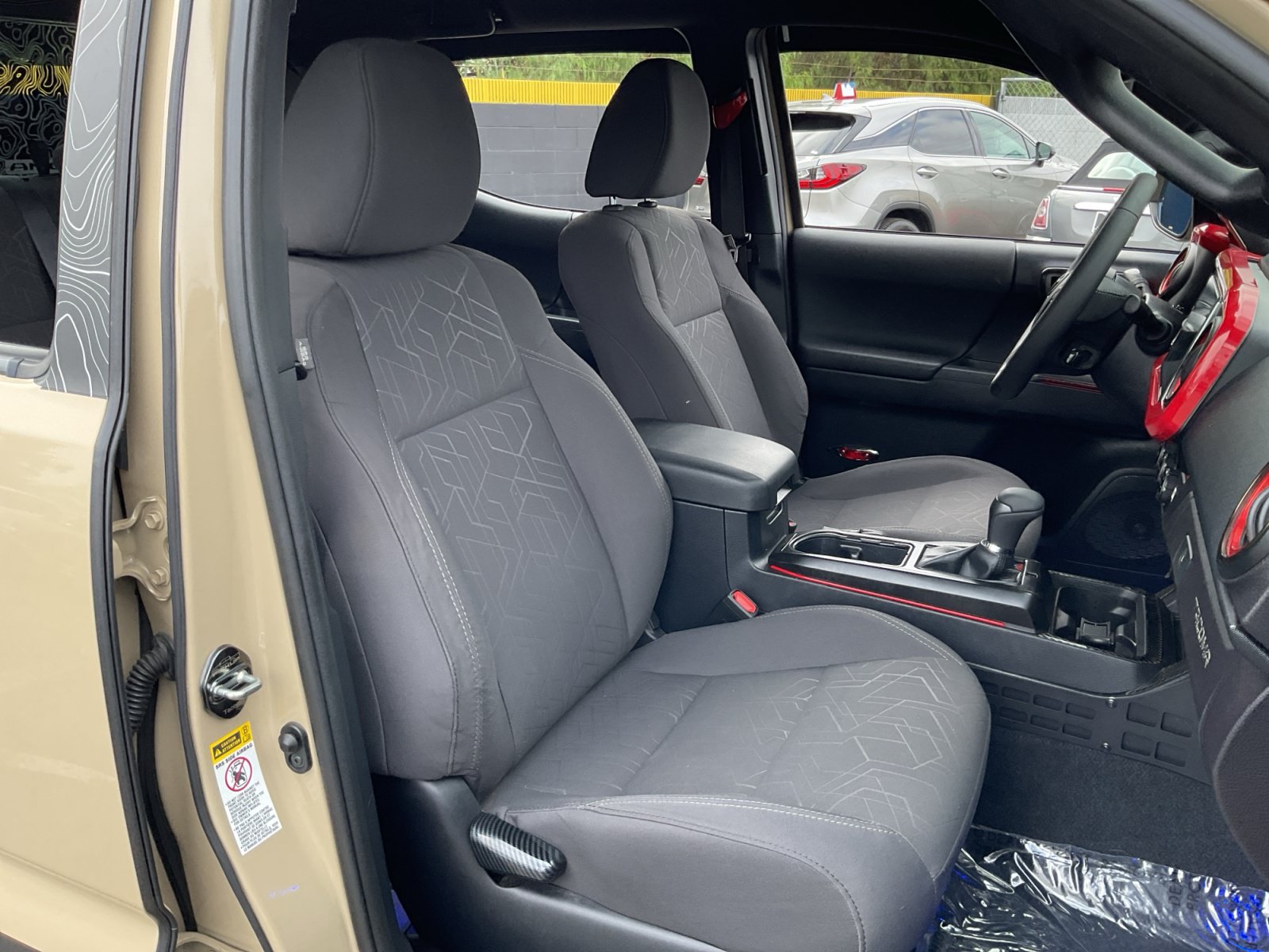 Used 2017 Toyota Tacoma TRD Sport w/ Tow Package RWD image 21