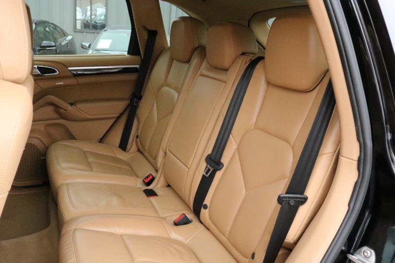 Used 2012 Porsche Cayenne image 20