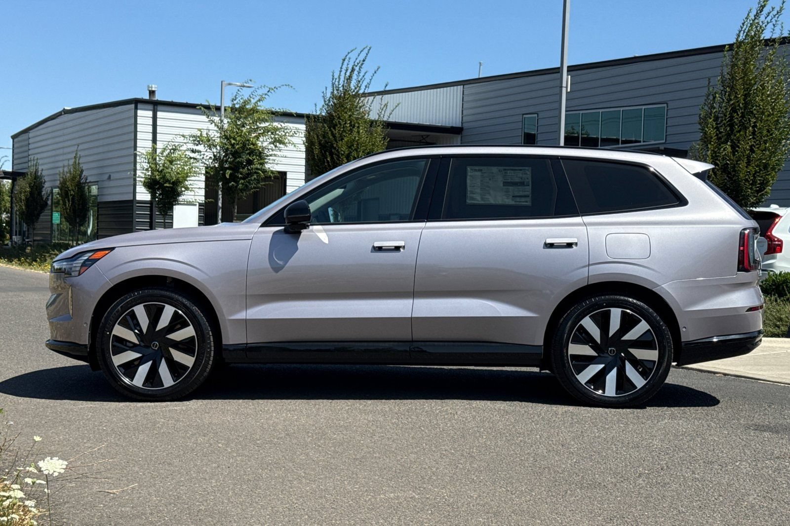 New 2026 Volvo EX90 Ultra AWD/4WD image 6