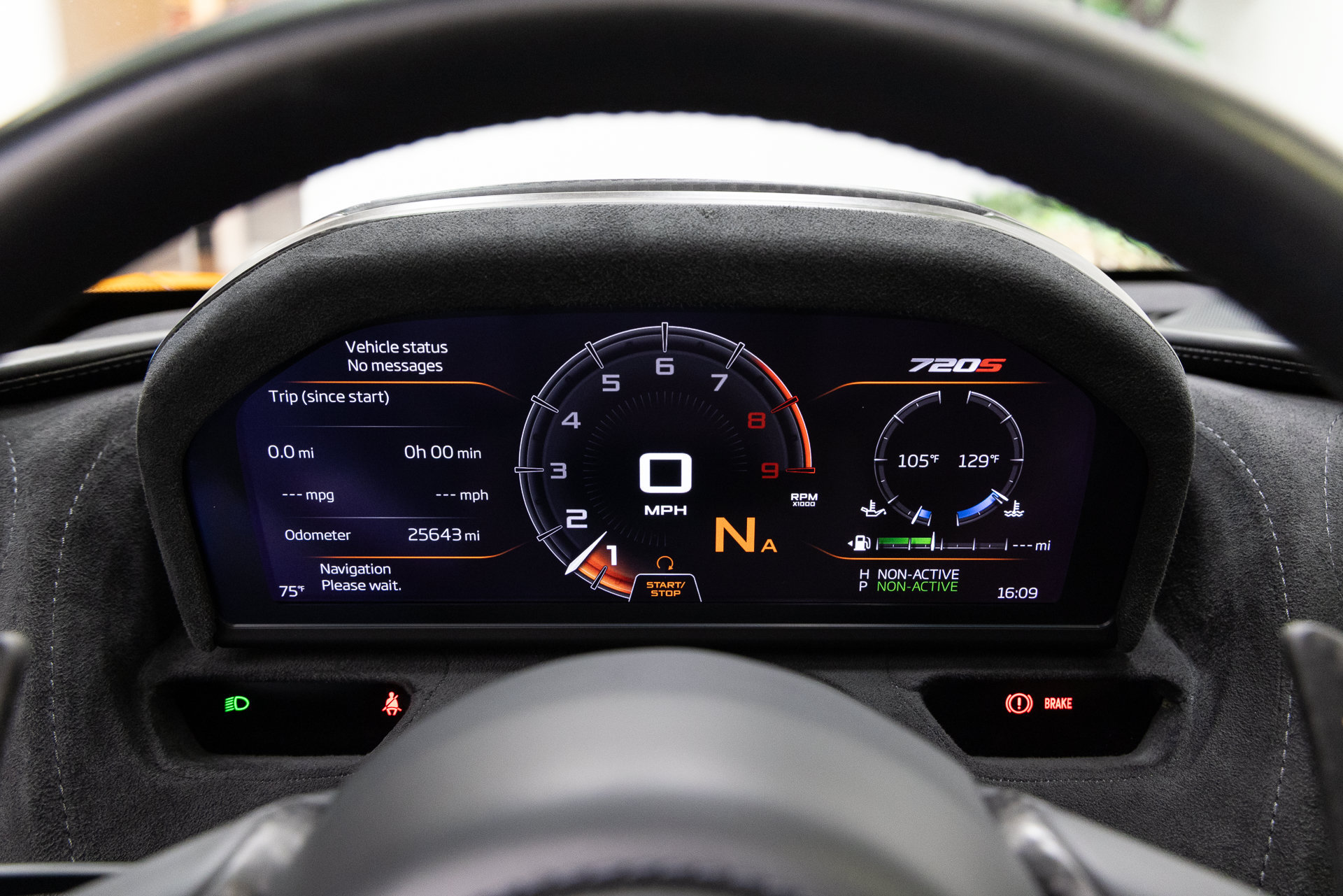 Used 2019 McLaren 720S Performance RWD image 16