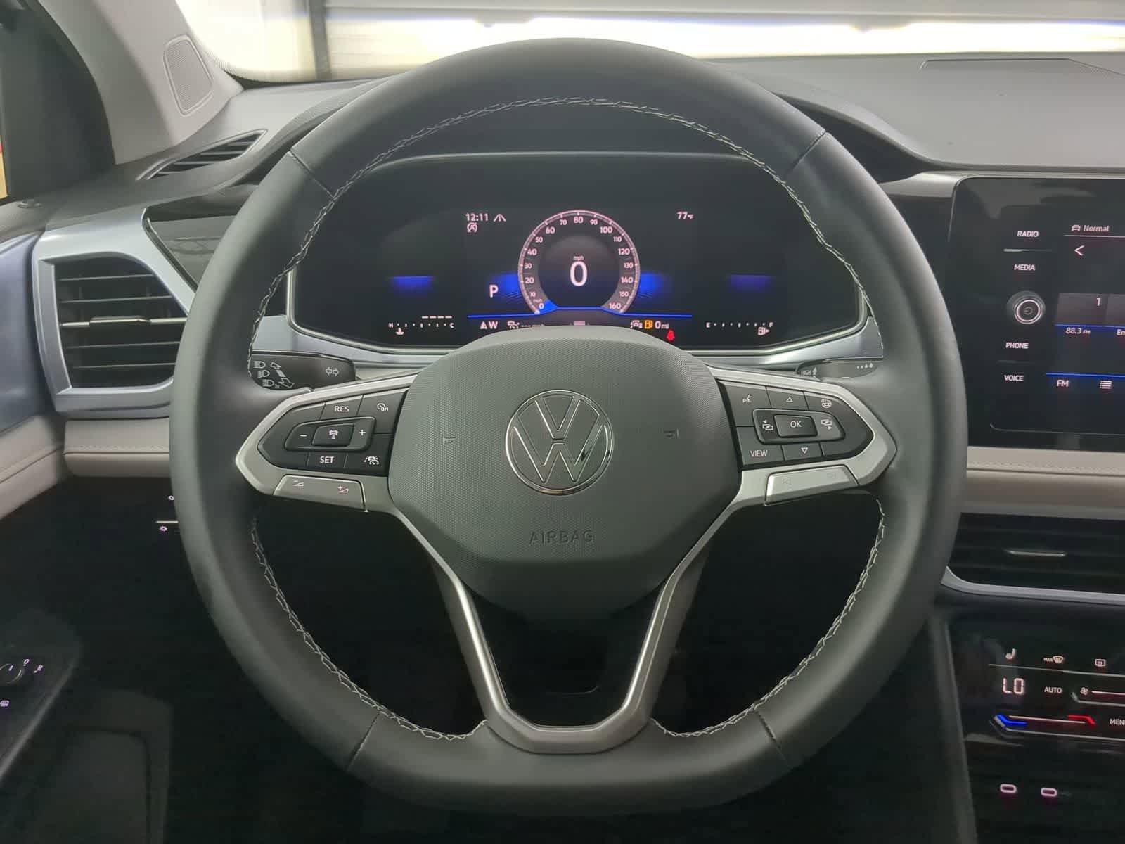 New 2025 Volkswagen Taos SE AWD/4WD image 24