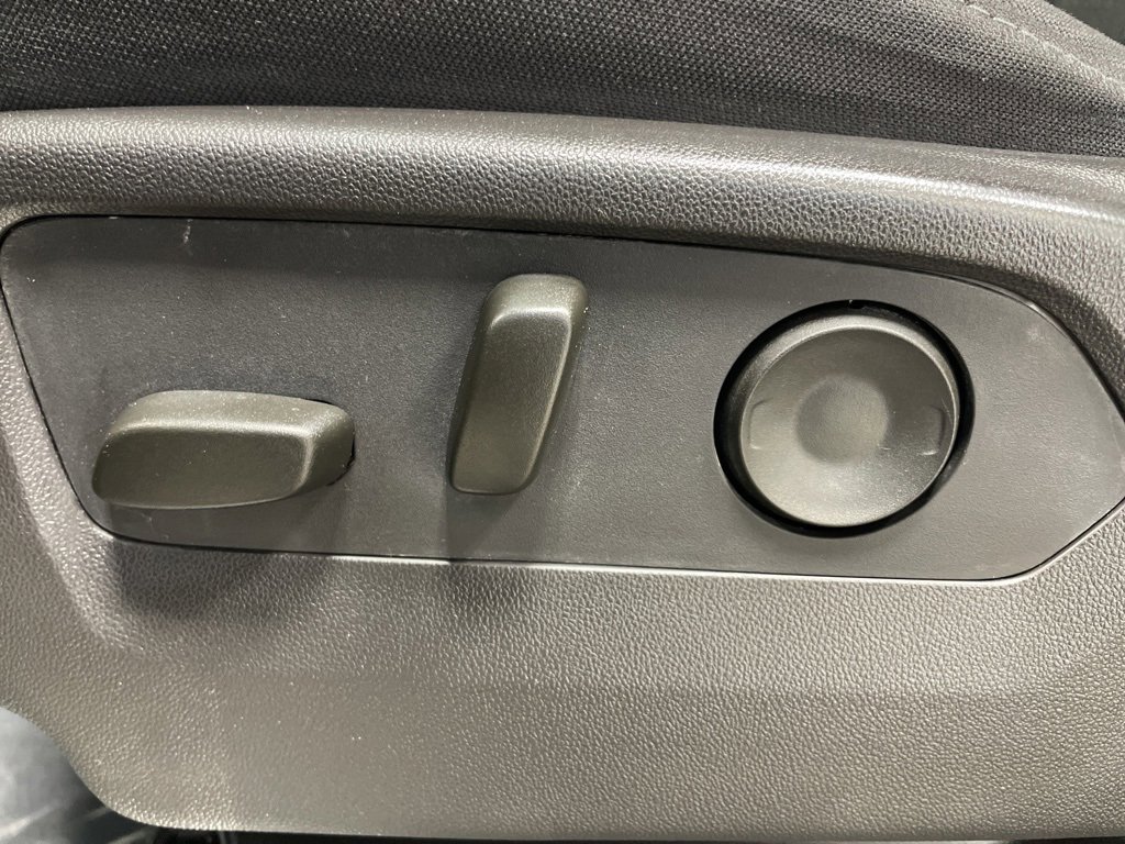 Used 2024 Chevrolet Silverado 1500 RST image 27