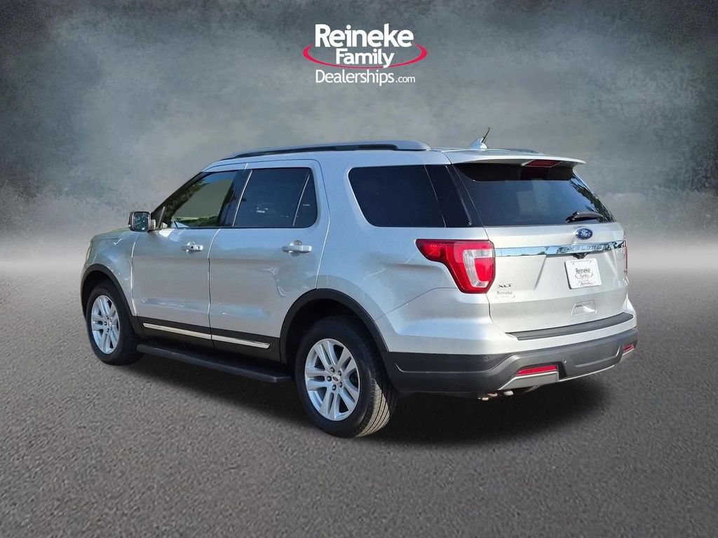 Used 2019 Ford Explorer XLT w/ Equipment Group 202A AWD/4WD image 8