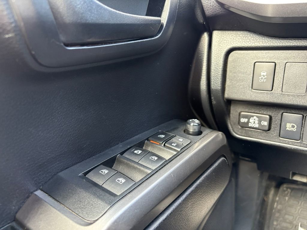 Used 2021 Toyota Tacoma SR5 image 11