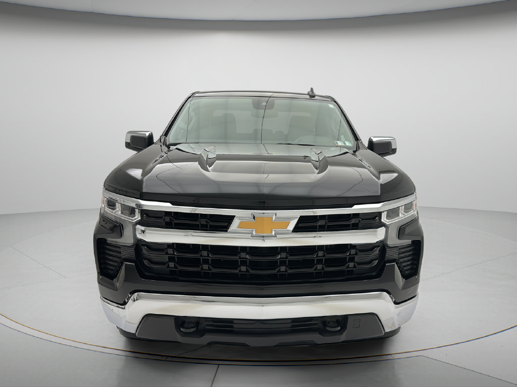 Used 2024 Chevrolet Silverado 1500 LT AWD/4WD image 2