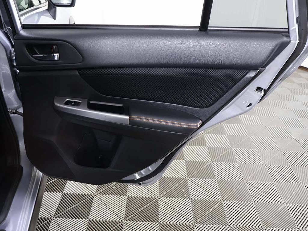 Used 2017 Subaru Crosstrek 2.0i Premium AWD/4WD image 22