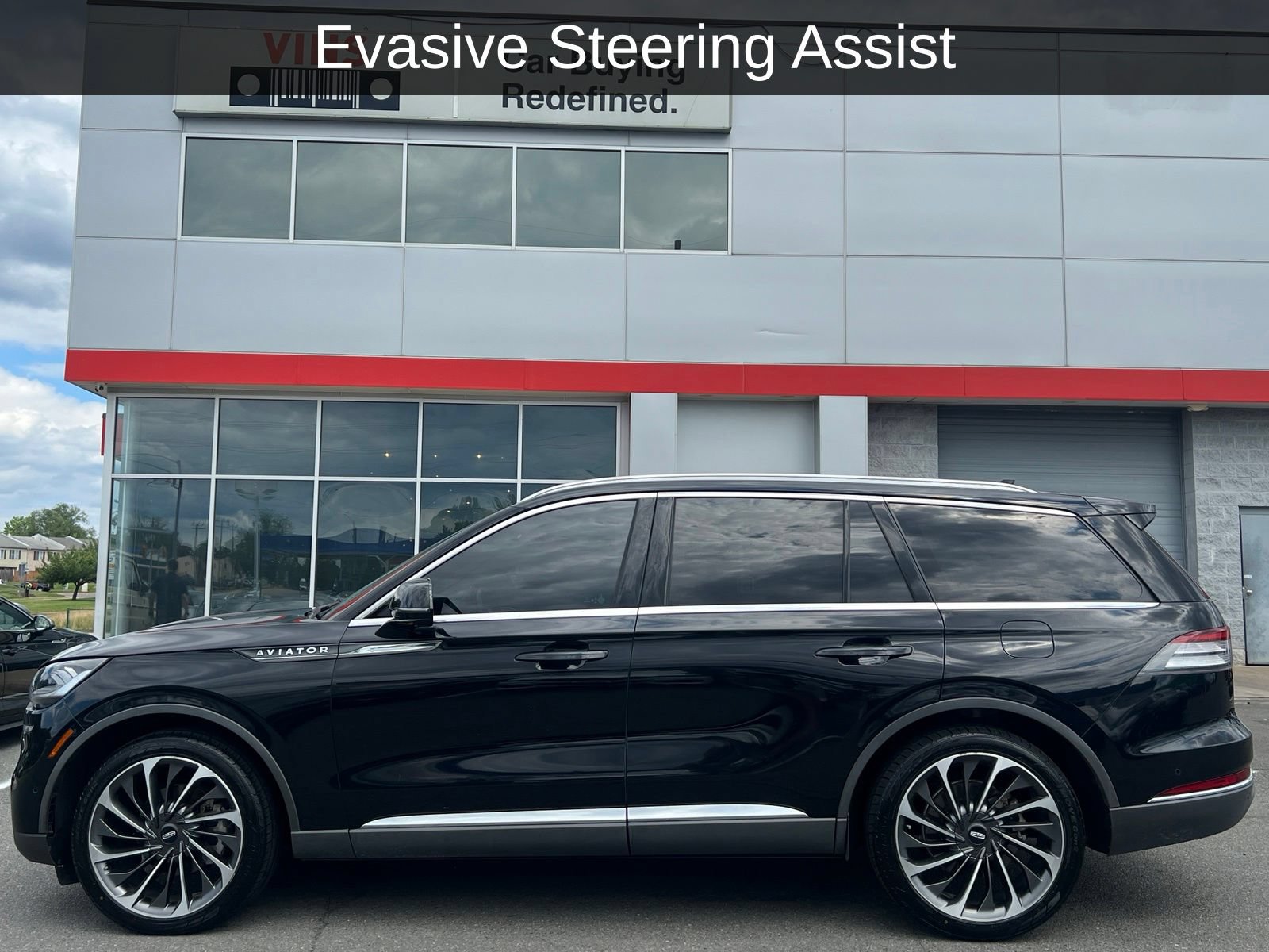 Used 2022 Lincoln Aviator Reserve w/ Equipment Group 201A RWD image 14