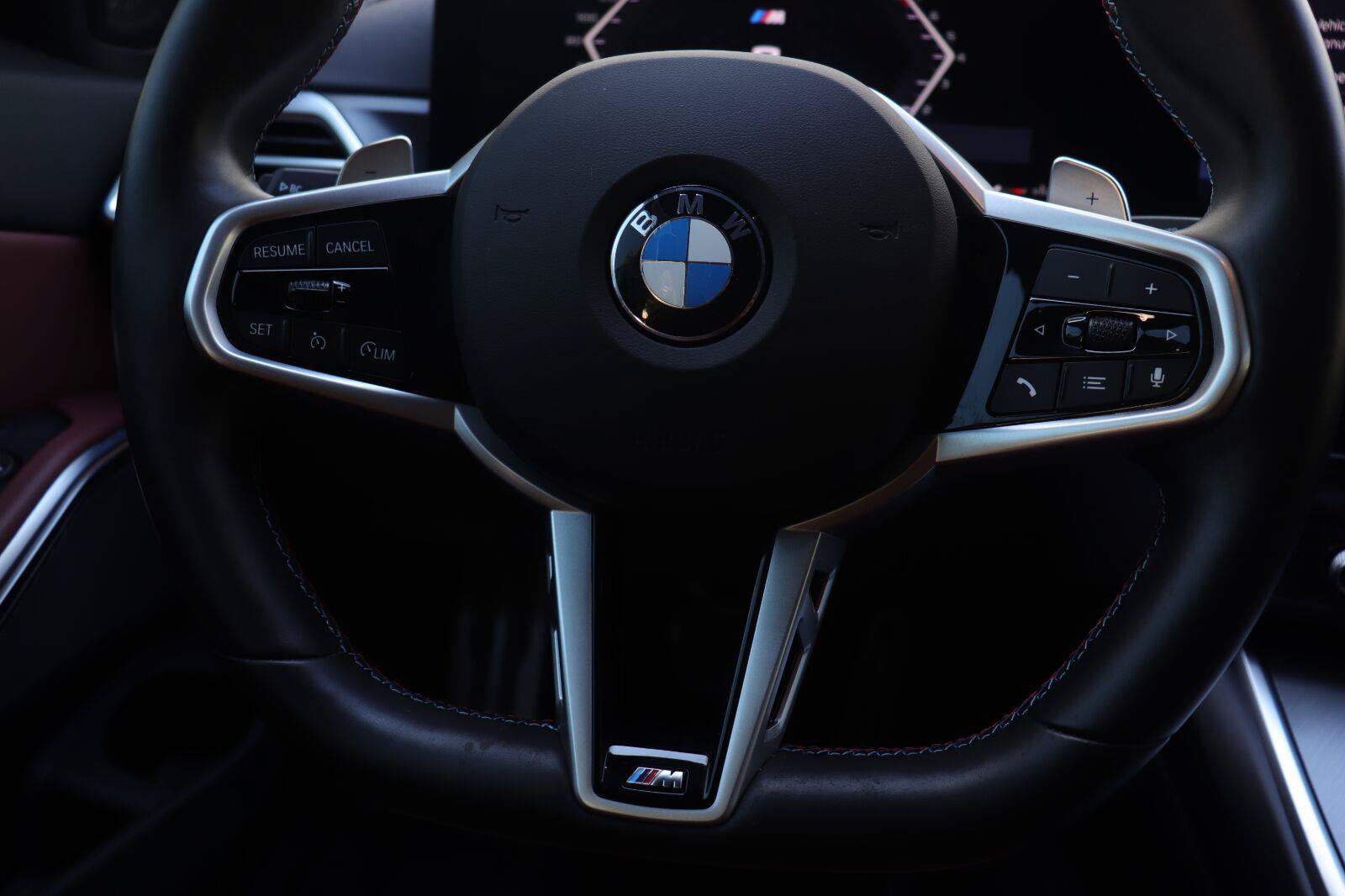 Used 2025 BMW M340i w/ Premium Package RWD image 28