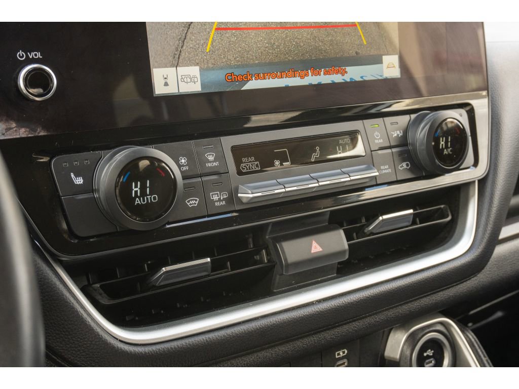 Used 2025 Toyota Grand Highlander FWD image 25