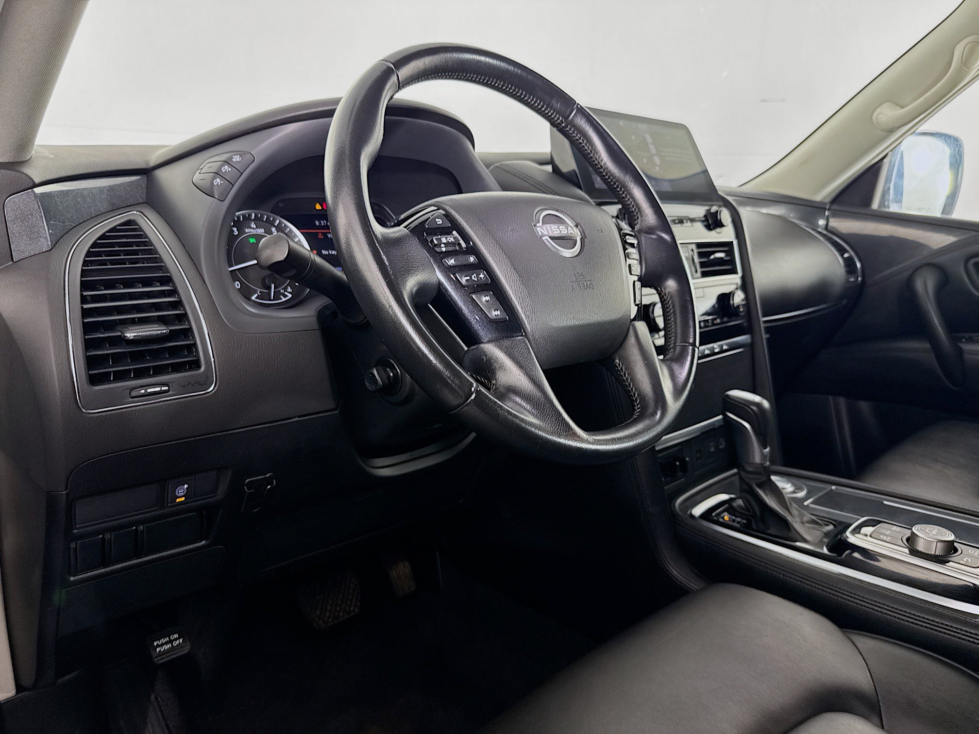 Used 2021 Nissan Armada SV RWD image 21