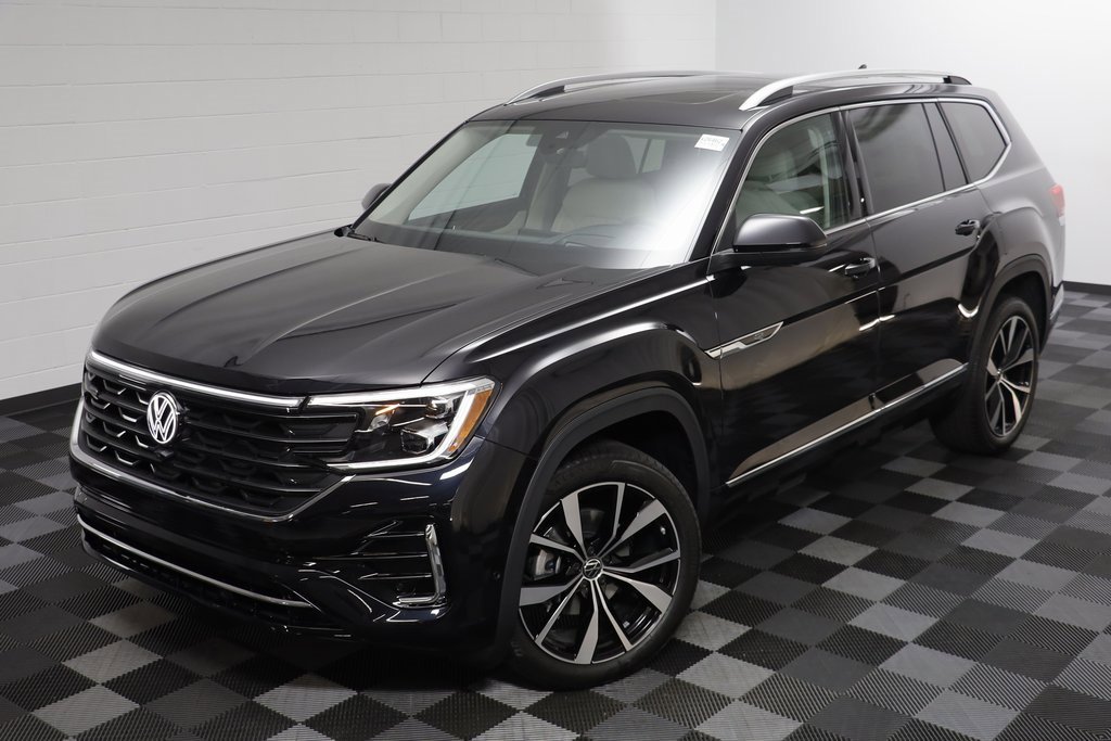 New 2026 Volkswagen Atlas SEL Premium R-Line image 2
