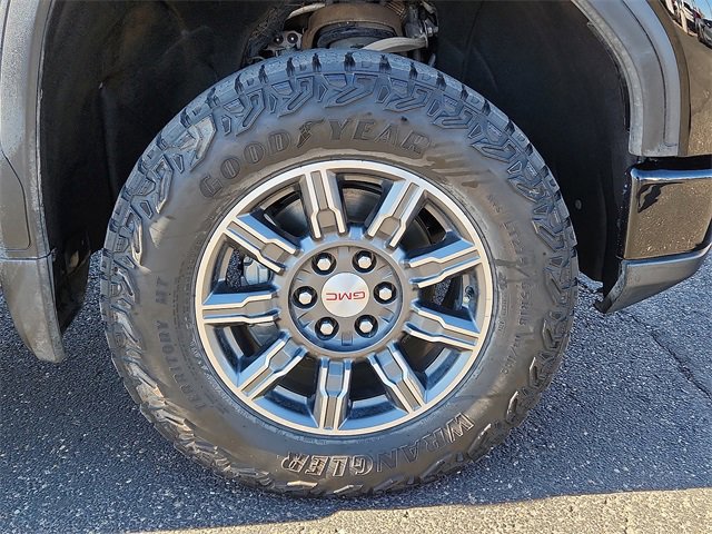 Certified 2024 GMC Sierra 1500 AT4 w/ Technology Package image 7