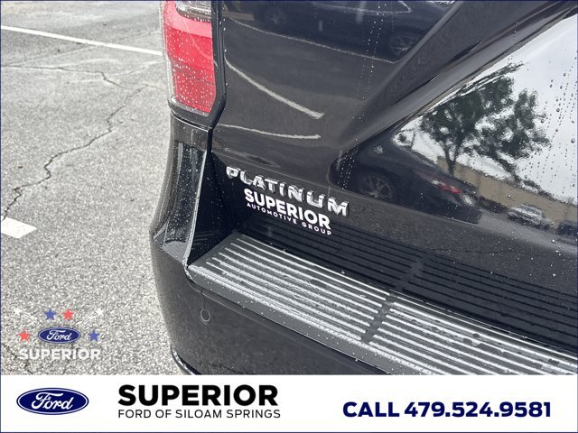 Used 2021 Ford Expedition Platinum AWD/4WD image 6