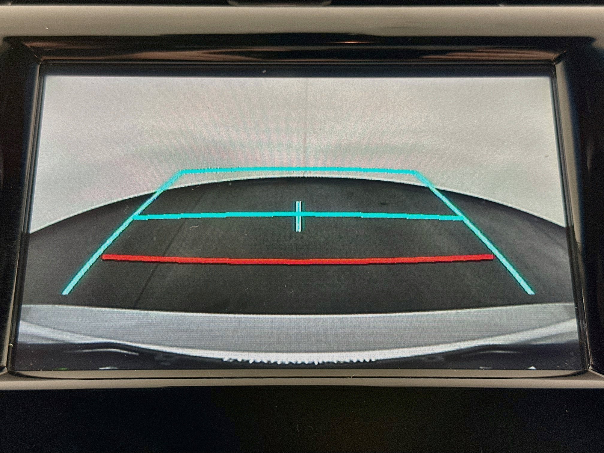 Used 2018 Toyota Camry LE FWD image 22