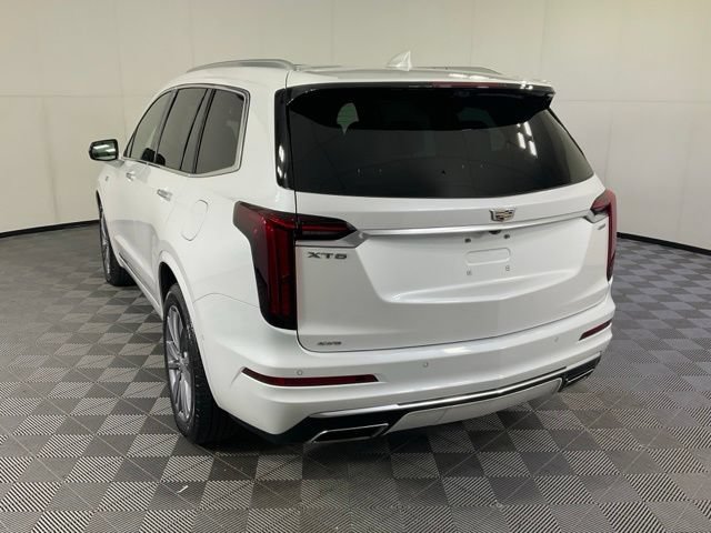 Used 2025 Cadillac XT6 Premium Luxury w/ Platinum Package AWD/4WD image 4