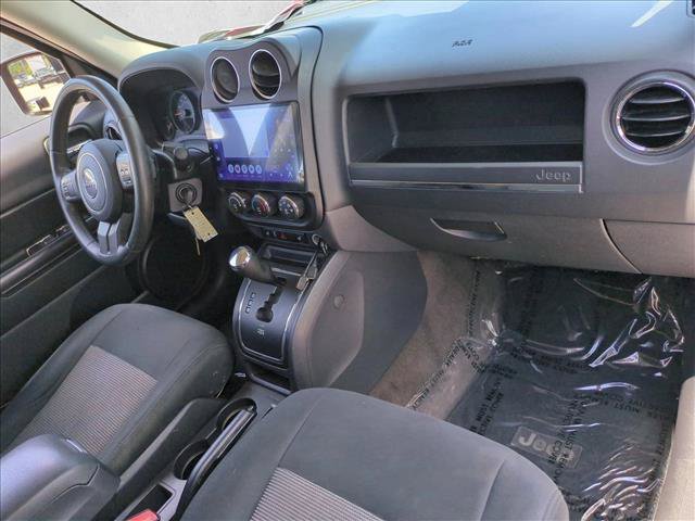 Used 2014 Jeep Patriot Latitude FWD image 19