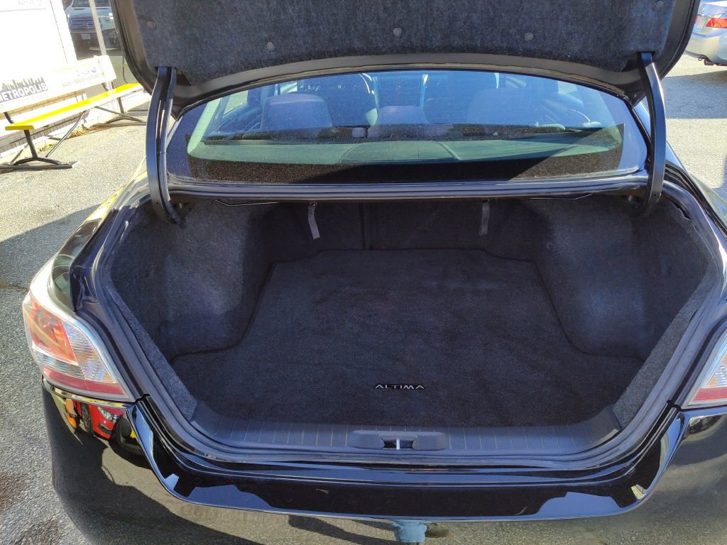 Used 2015 Nissan Altima 2.5 S w/ Special Edition Package FWD image 14
