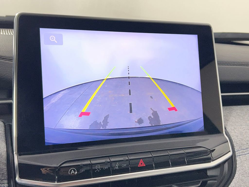 Used 2022 Jeep Compass Latitude w/ Convenience Group image 30