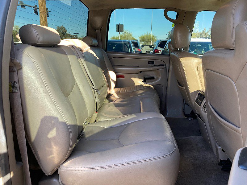 Used 2004 Chevrolet Silverado 2500 LT image 13