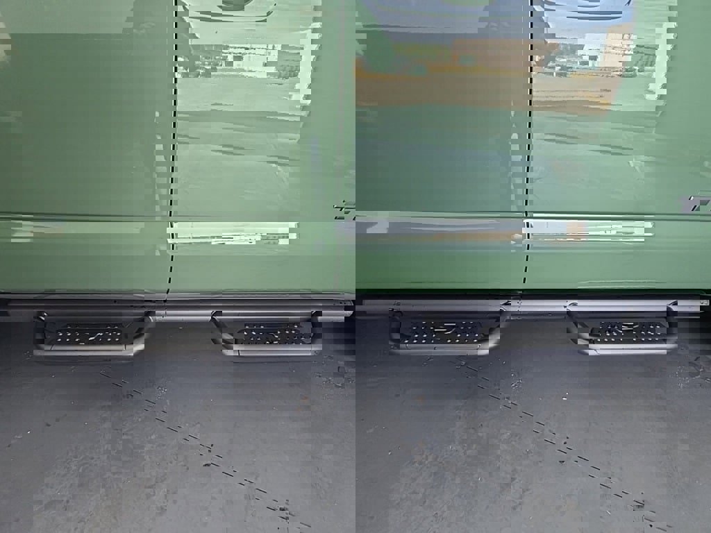 Used 2024 Nissan Titan SV w/ SV Bronze Edition Package image 49