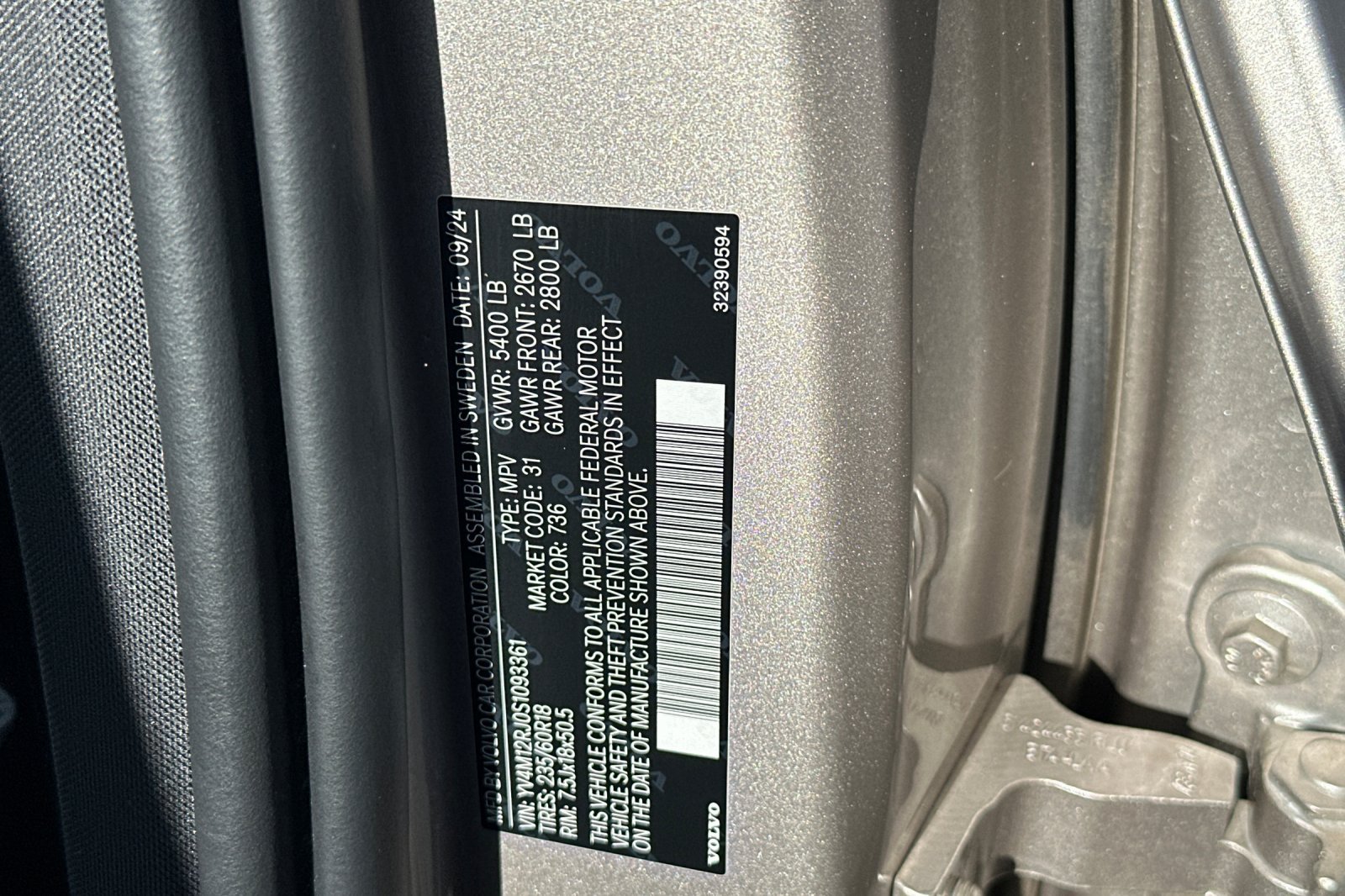 Certified 2025 Volvo XC60 B5 Core AWD/4WD image 37