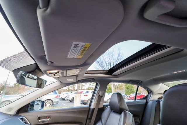 Used 2017 Acura TLX V6 SH-AWD w/ Technology Pkg image 25