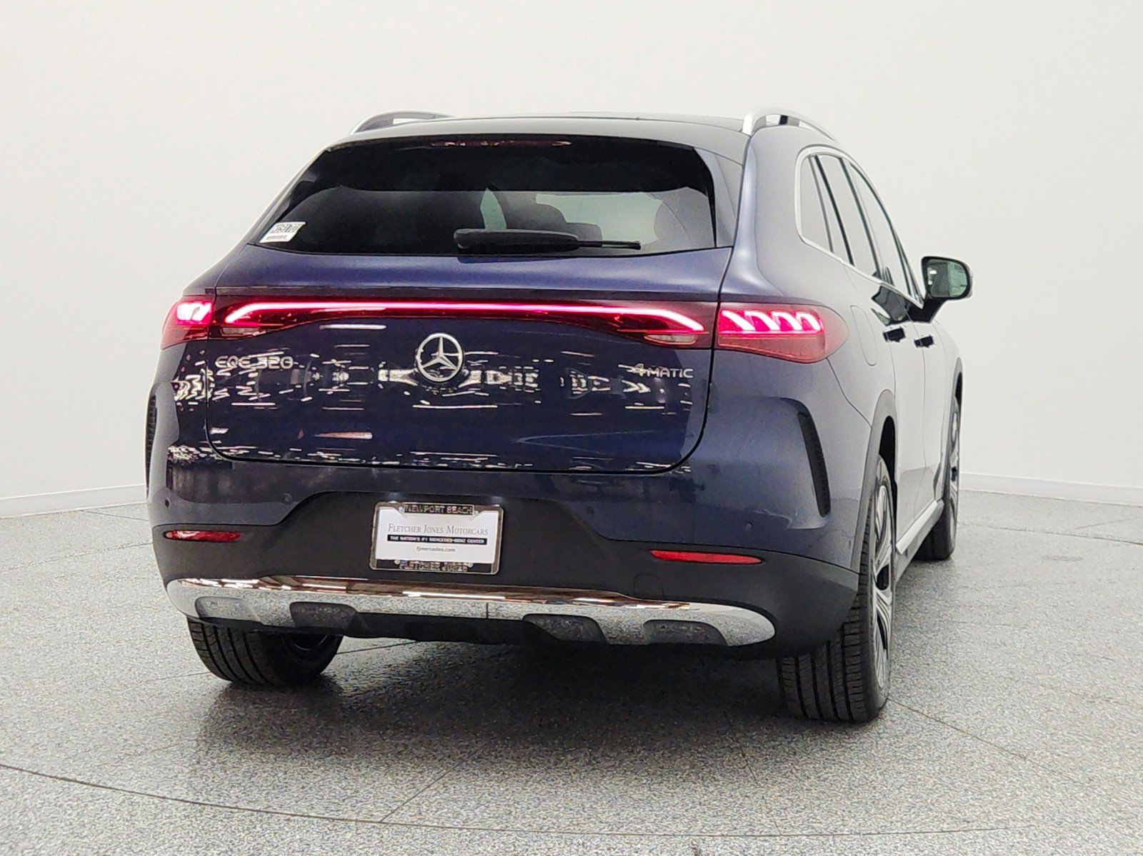 New 2026 Mercedes-Benz EQE 320 4MATIC SUV image 6