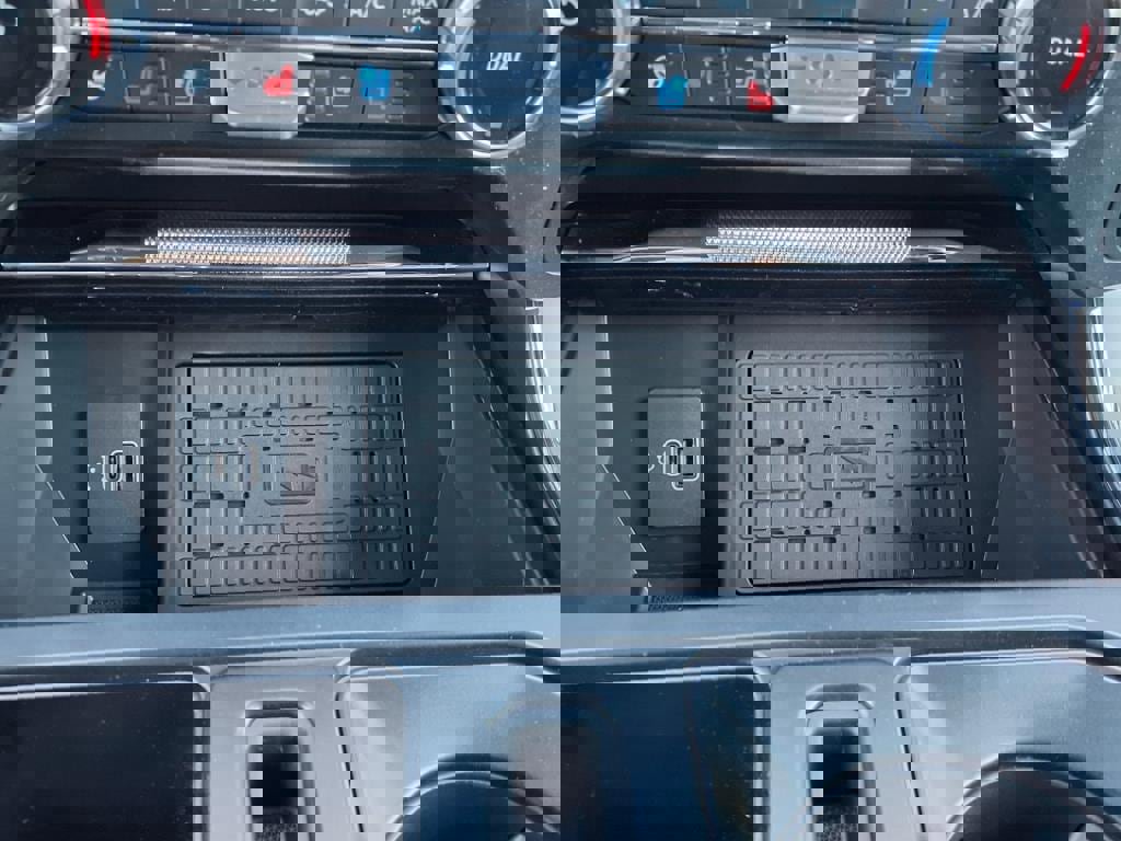 New 2025 Ford F150 Lariat w/ Equipment Group 502A High image 14