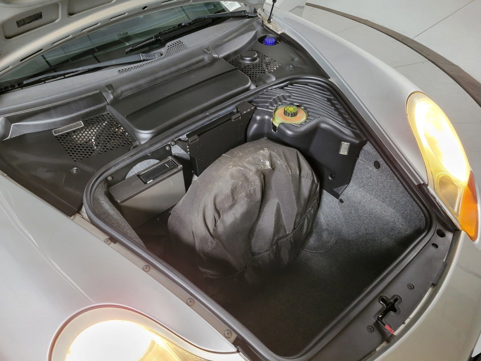 Used 2000 Porsche Boxster S image 9