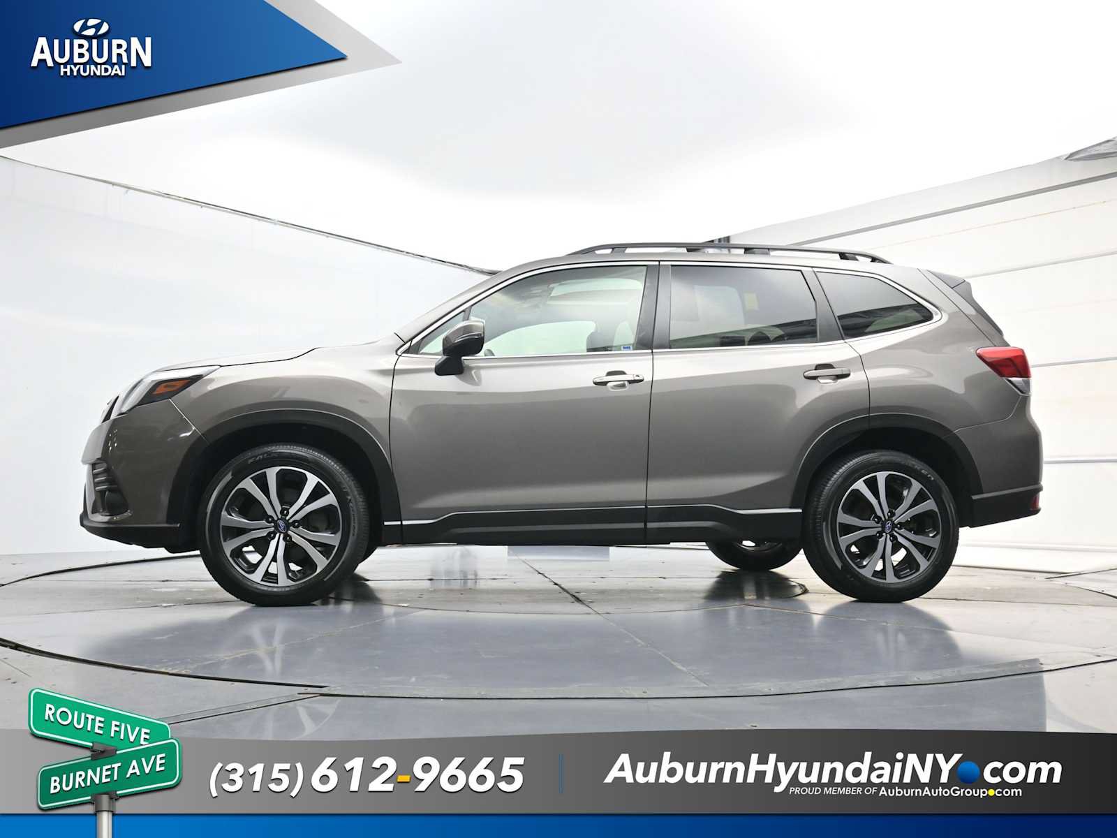 Used 2024 Subaru Forester Limited AWD/4WD image 26