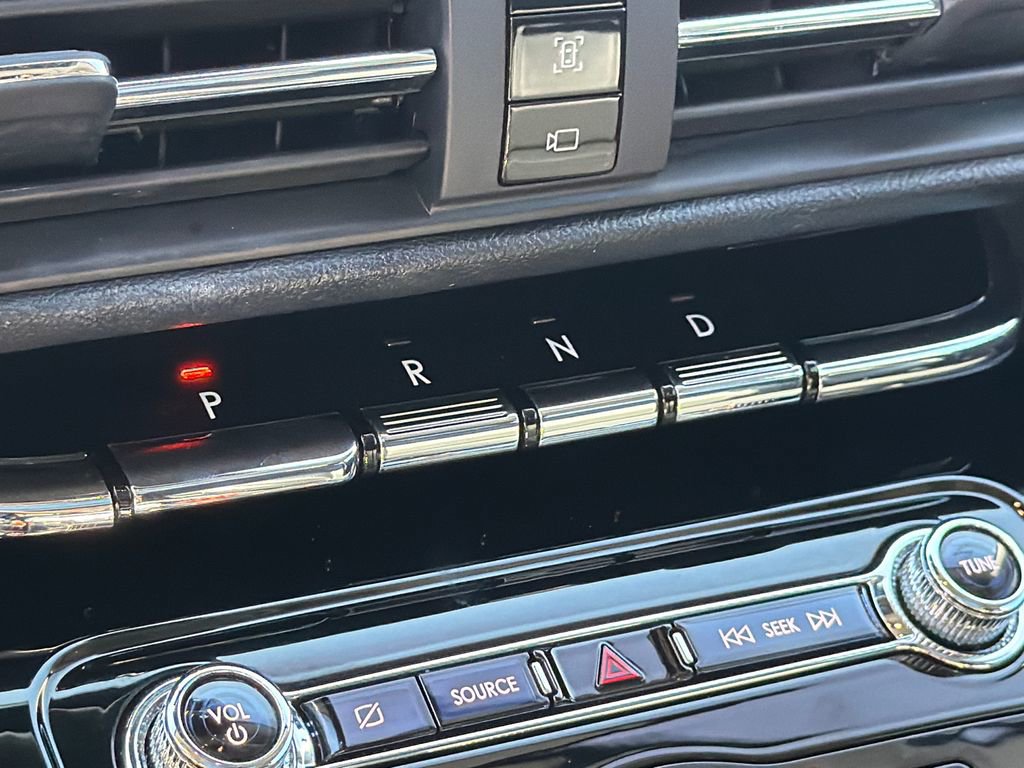 Used 2022 Lincoln Corsair FWD w/ Premium Package image 28