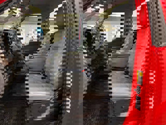 Certified 2023 Ford F350 XL w/ Snow Plow/Camper Package image 11