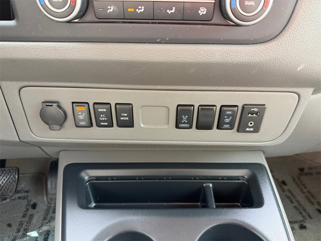 Used 2020 Nissan NV 3500 SL image 15