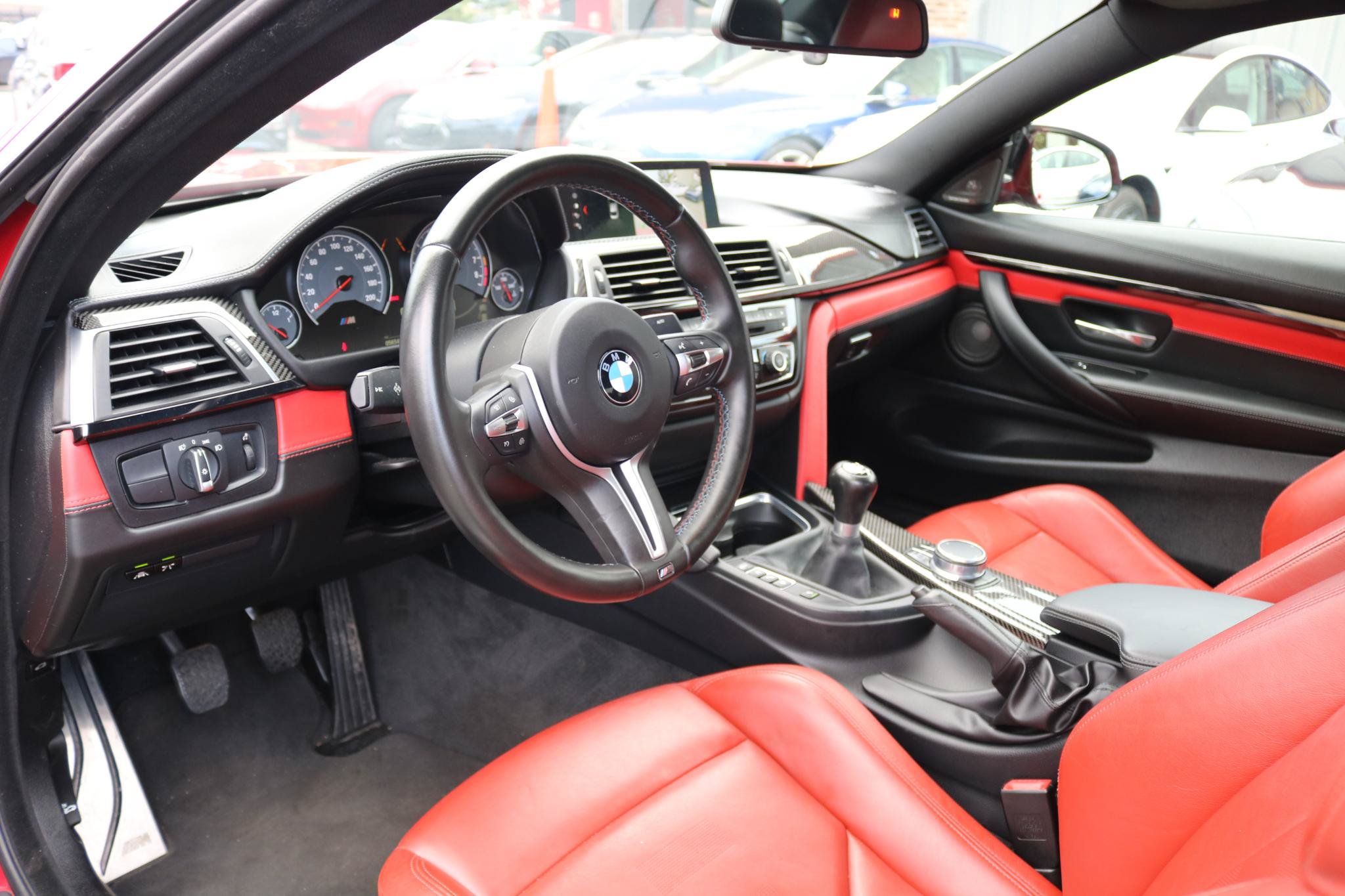 Used 2020 BMW M4 Coupe w/ Competition Package RWD image 15