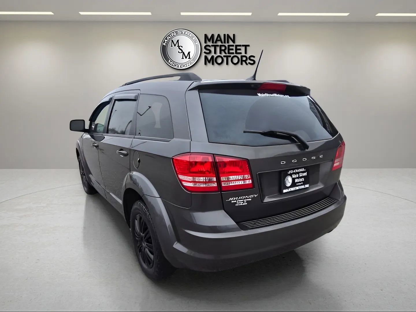 Used 2018 Dodge Journey SE image 3