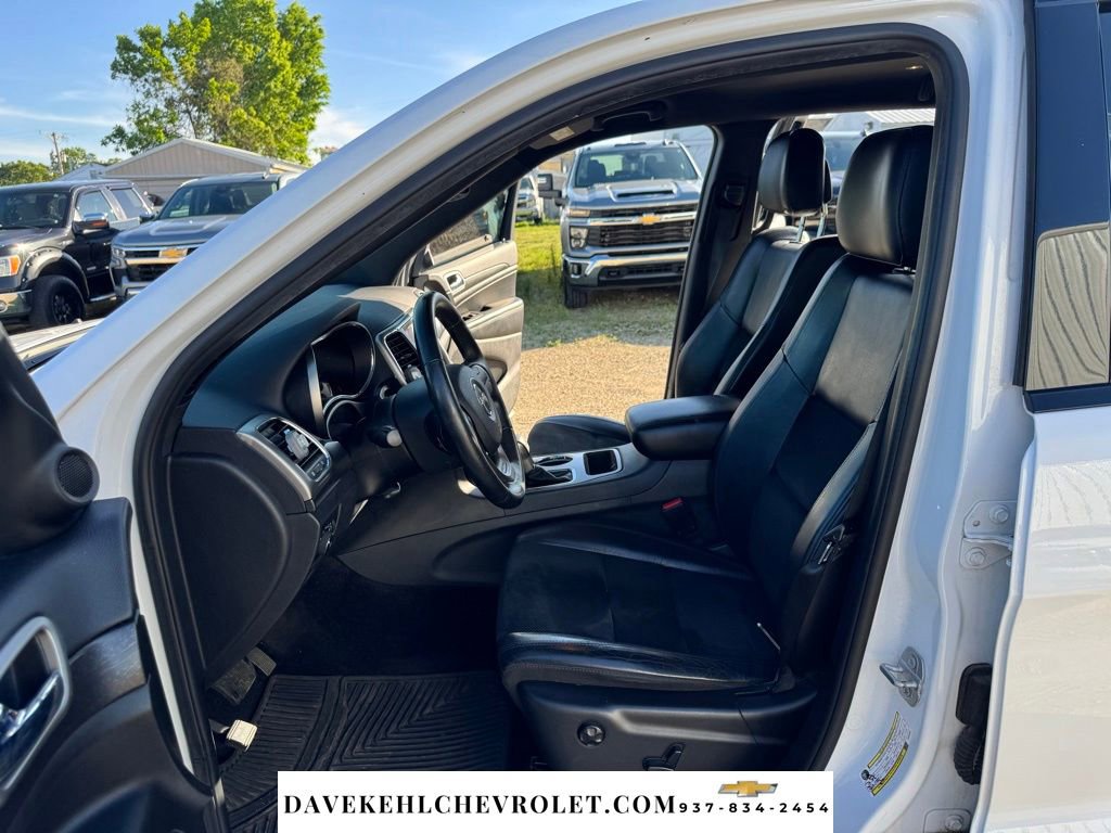 Used 2018 Jeep Grand Cherokee Altitude AWD/4WD image 16