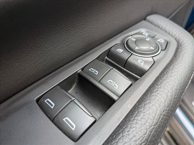 Used 2025 GMC Yukon XL Denali w/ Sun & Power Step Package AWD/4WD image 11