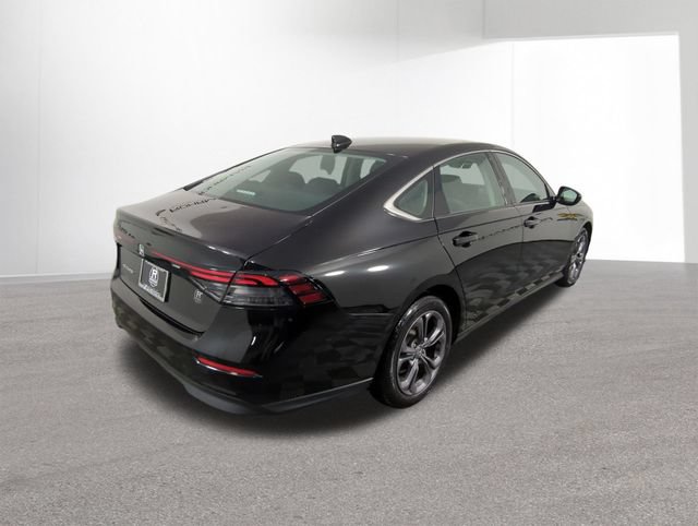 Used 2023 Honda Accord EX image 13