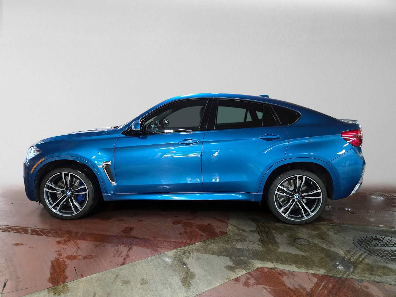 Used 2018 BMW X6 M AWD/4WD image 6