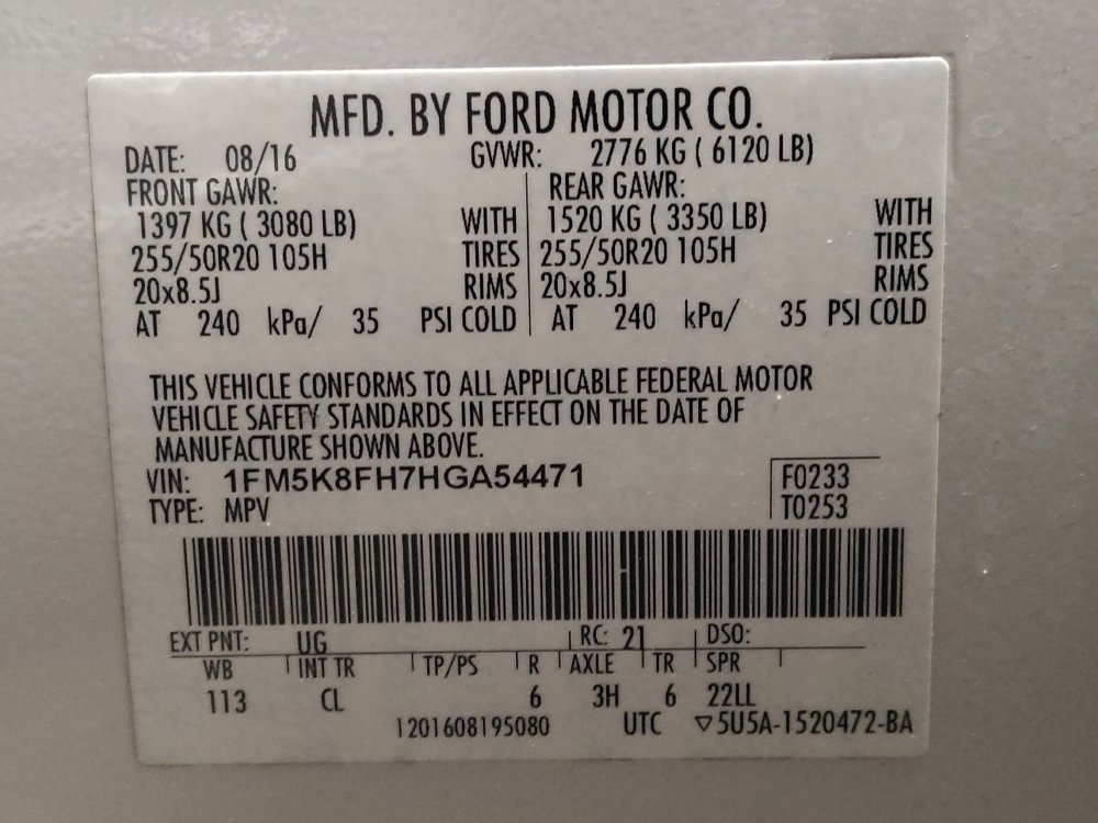 Used 2017 Ford Explorer Limited w/ Equipment Group 303A AWD/4WD image 33
