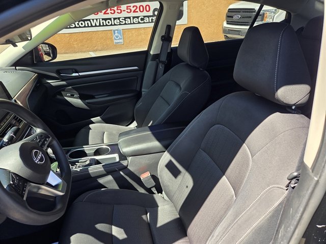 Used 2023 Nissan Altima 2.5 SV image 6