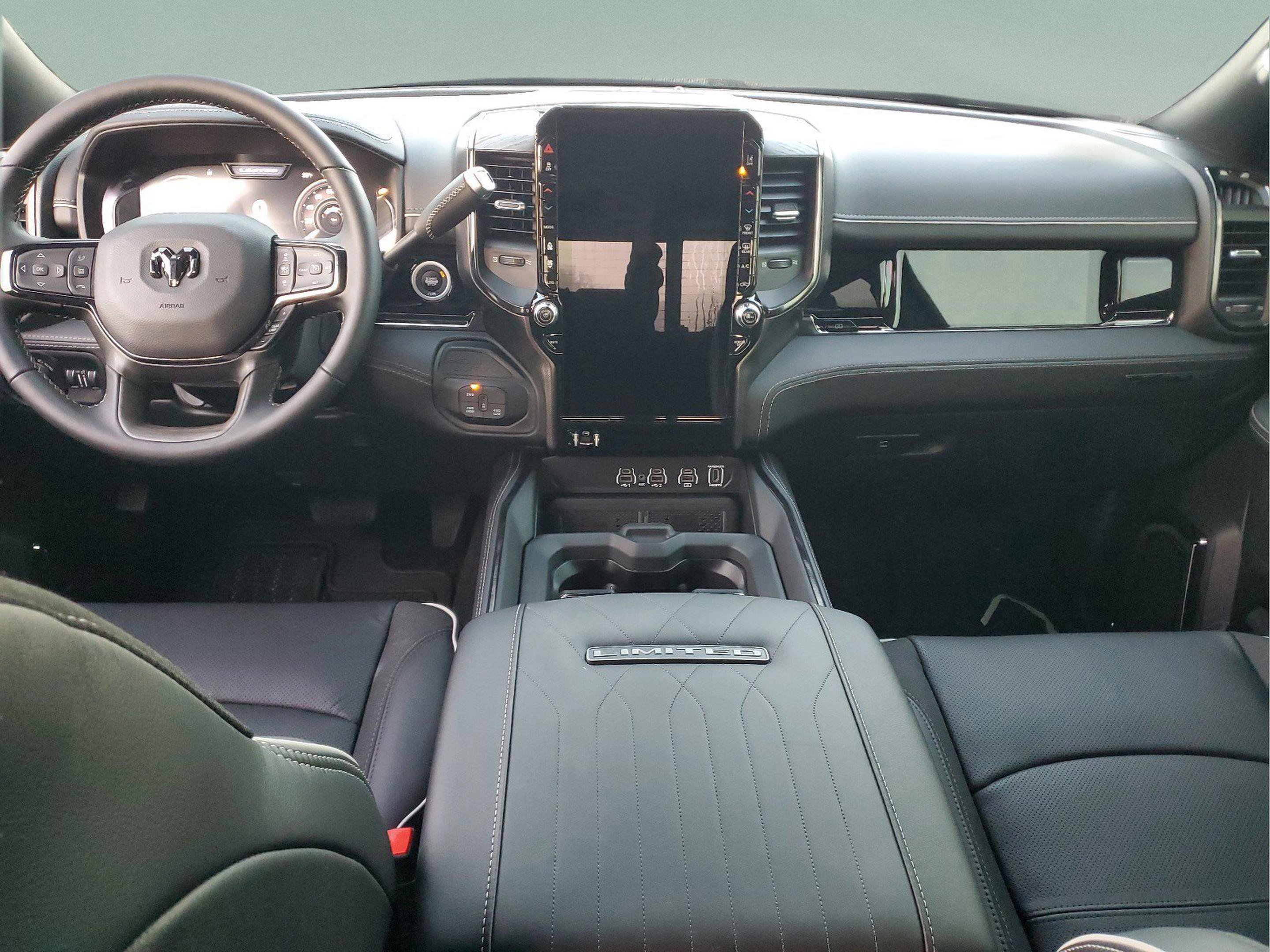 New 2026 RAM 3500 Limited image 8