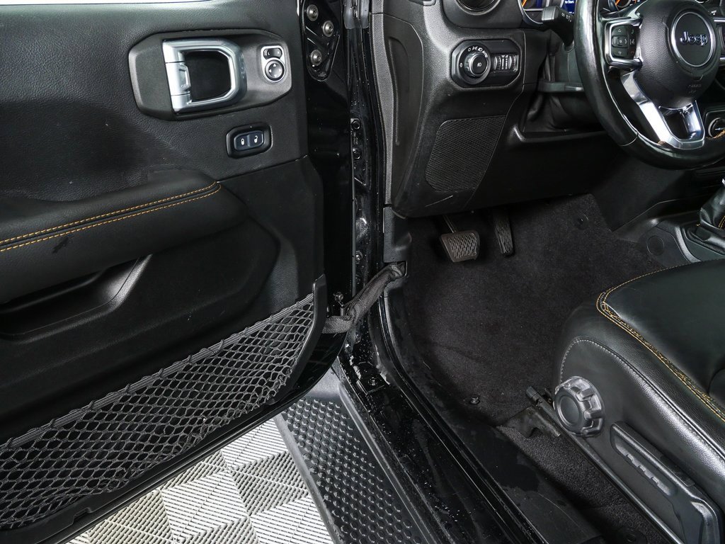 Used 2021 Jeep Wrangler Unlimited Sahara image 6