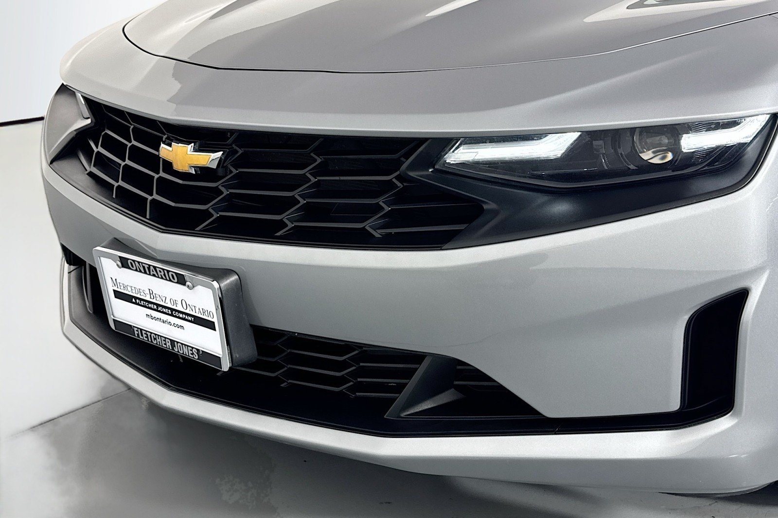 Used 2023 Chevrolet Camaro LT RWD image 14