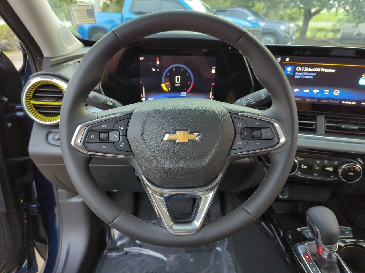 Used 2024 Chevrolet Trax LT w/ Driver Confidence Package FWD image 10