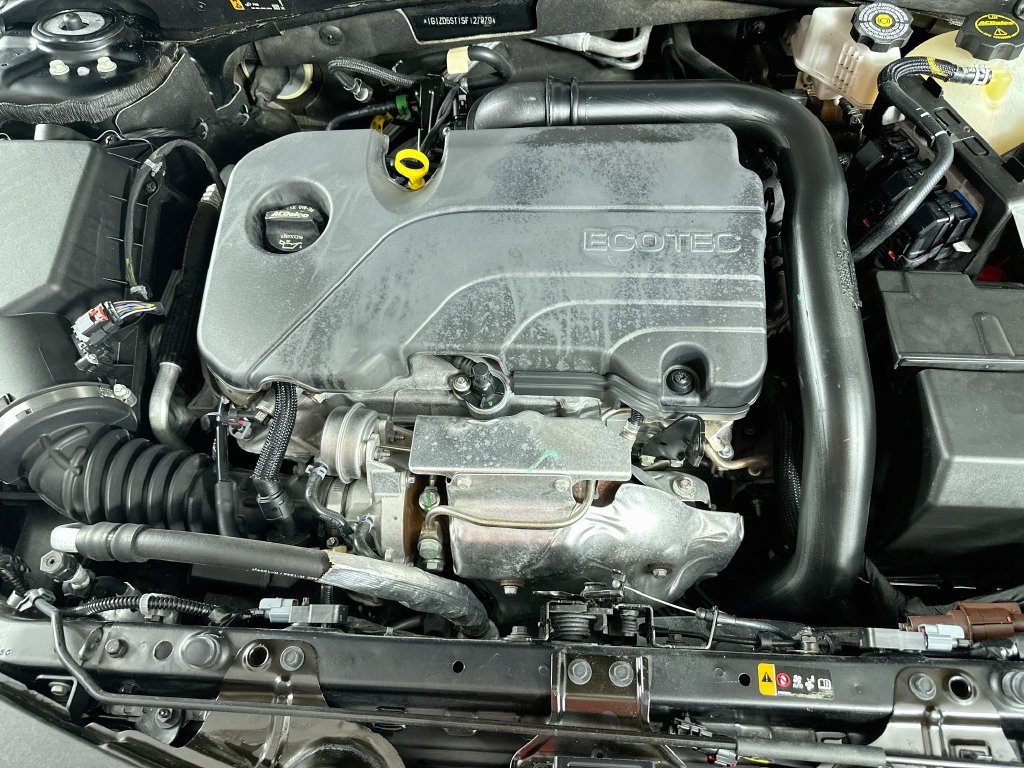 Used 2025 Chevrolet Malibu LT FWD image 39