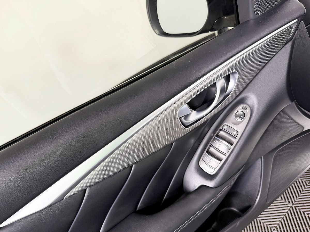 Used 2015 INFINITI Q50 w/ Navigation Package RWD image 29