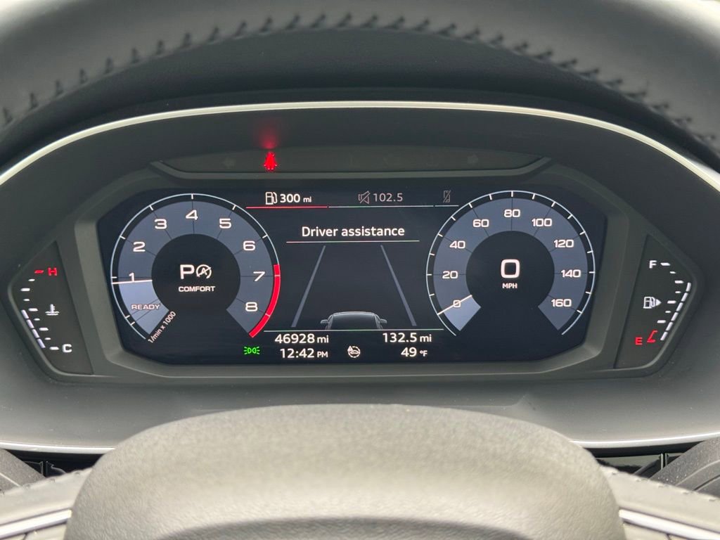 Used 2020 Audi Q3 2.0T Premium AWD/4WD image 2