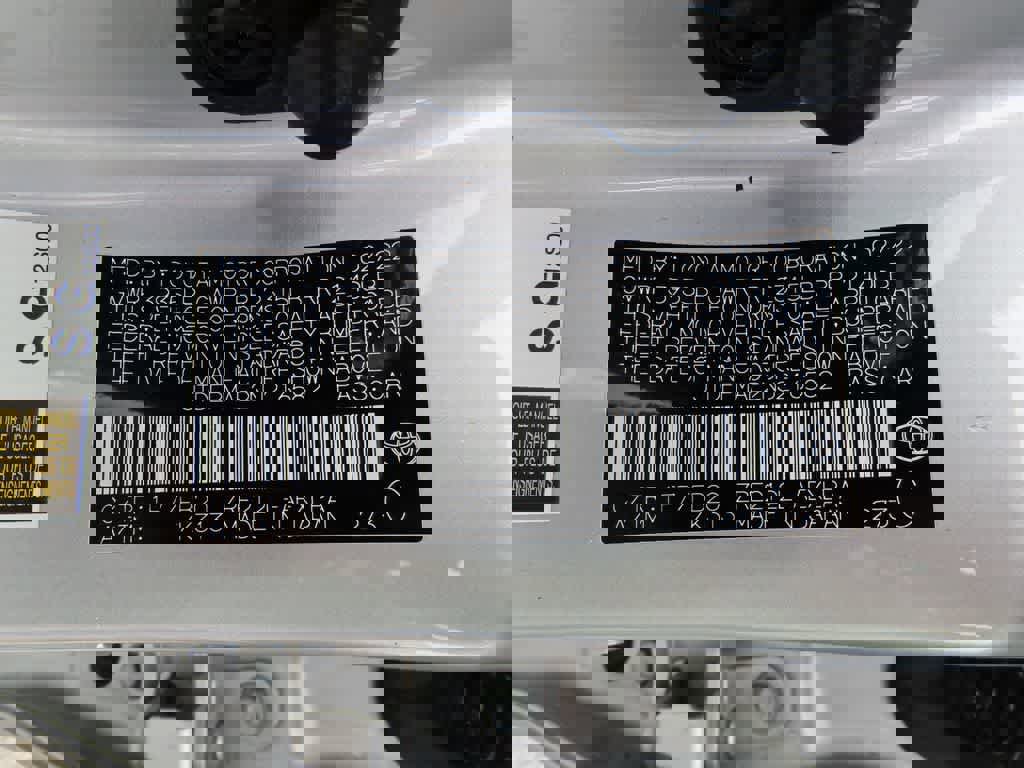 Used 2022 Toyota Corolla LE w/ Carpet Mat Package (TMS) image 25